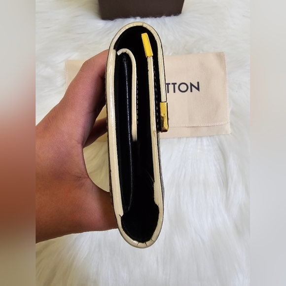 EUC Louis Vuitton Suhali Porte Tresor International Long Trifold Wallet - Picture 4 of 15